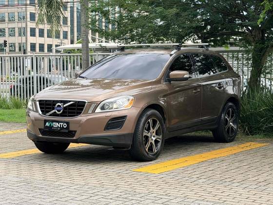 VOLVO XC60 2.0 T5 DYNAMIC FWD TURBO GASOLINA 4P AUTOMÁTICO VOLVO XC60 2.0 T5 DYNAMIC FWD TURBO GASOLINA 4P AUTOMÁTICO